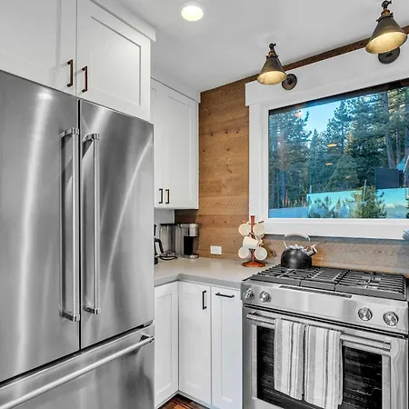 Cozy Carnelian Bay Vacation Rental With Lake Views